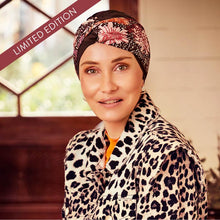 Laden Sie das Bild in den Galerie-Viewer, Shakti Turban Christine Headwear Chemo und Alopecia Mütze