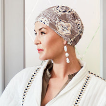 Laden Sie das Bild in den Galerie-Viewer, Amia Chemo Turban von House of Christine