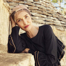 Laden Sie das Bild in den Galerie-Viewer, Amia Turban für Frauen mit Alopecia und Haarausfall