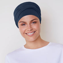 Laden Sie das Bild in den Galerie-Viewer, Emmy Turban von House of Christine bei Alopezie oder Chemotherapie