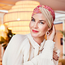 Laden Sie das Bild in den Galerie-Viewer, Roter Turban für Frauen