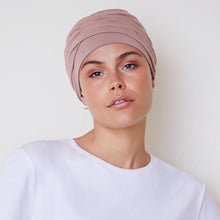 Laden Sie das Bild in den Galerie-Viewer, Zoya Turban House of Christine für Frau mit Alopecia