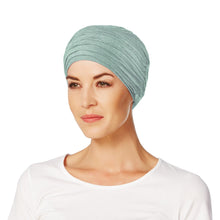 Laden Sie das Bild in den Galerie-Viewer, Christine Headwear Karma Turban von Chemo Patientin aqua green melange