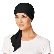 Laden Sie das Bild in den Galerie-Viewer, Christine Headwear Mantra Scarf als Chemo Mütze und bei Alopecia