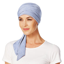 Laden Sie das Bild in den Galerie-Viewer, Christine Headwear Mantra Scarf als Chemo Mütze und bei Alopecia
