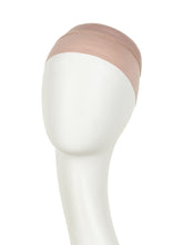 Laden Sie das Bild in den Galerie-Viewer, Soft lift hat von Christine Headwear für Frauen mit Turban und Perücke während Alopezie und Chemo