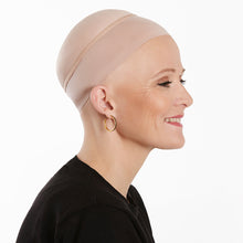 Laden Sie das Bild in den Galerie-Viewer, Soft lift hat von Christine Headwear für Frauen mit Turban und Perücke während Alopezie und Chemo