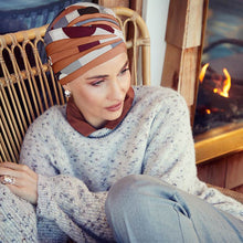 Laden Sie das Bild in den Galerie-Viewer, Shanti Turban House of Christine Frauen Turban bei Alopecia