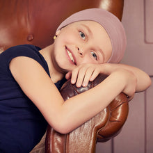 Laden Sie das Bild in den Galerie-Viewer, Christine Headwear Petite Bunny - Aderans Germany