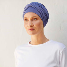 Laden Sie das Bild in den Galerie-Viewer, Shakti Turban Christine Headwear Mütze für Chemo und Alopezie Patienten