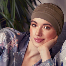 Laden Sie das Bild in den Galerie-Viewer, Christine Headwear B.B. Bea Turban - Kopfbedeckung für das Schlafen bei Chemo oder Alopecia
