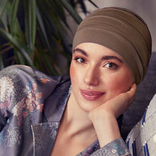 Laden Sie das Bild in den Galerie-Viewer, Christine Headwear B.B. Bea Turban - Kopfbedeckung für das Schlafen bei Chemo oder Alopecia