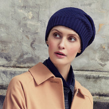 Laden Sie das Bild in den Galerie-Viewer, Mille Knitted Hat Strickmütze bei Alopecia House of CHristine