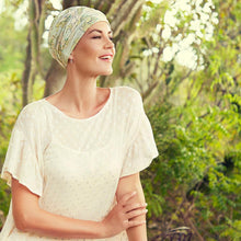Laden Sie das Bild in den Galerie-Viewer, Shakti Turban Christine Headwear Chemo Kopfbedeckung für Damen