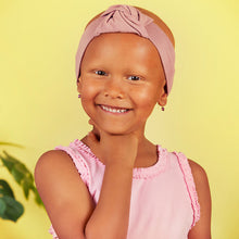 Laden Sie das Bild in den Galerie-Viewer, Christine Headwear Petite Chick - Aderans Germany