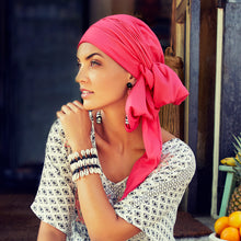 Laden Sie das Bild in den Galerie-Viewer, Sapphire Boho Turban Set Chemo Mütze auch für Frauen mit Alopezie