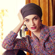 Laden Sie das Bild in den Galerie-Viewer, Sapphire Boho Turban Set Chemo Mütze auch für Frauen mit Alopezie