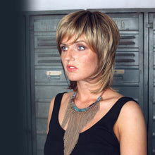 Laden Sie das Bild in den Galerie-Viewer, Perücke Frau, fashion wig, Haare, Haarausfall, Chemotherapie, Alopezie, Haarverlust, Kopfhaut, Camaflex, Aderans, Hair, Haar, Mode, Haarersatz, kopfgröße, perücke, follea, deutschland perücken, beste perücken, deutschland, perrücken, perücken kaufen, perücken24, gfh, lofty perücken, damenperücken, Kunsthaar, Kunsthaarperücken