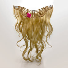 Laden Sie das Bild in den Galerie-Viewer, Aderans, Camaflex, Fashion Haarteil, Haare, Hair, Haarersatz, Clip-in Extension, Haare, blond, Locken, lange Haare, Frau