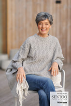 Laden Sie das Bild in den Galerie-Viewer, Ebonny