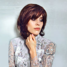 Laden Sie das Bild in den Galerie-Viewer, Perücke Frau, fashion wig, Haare, Haarausfall, Chemotherapie, Alopezie, Haarverlust, Kopfhaut, Camaflex, Aderans Hair, Haar, Krankheit, krank, Mode, Haarersatz, europäische echthaare perücken, kopfgröße, kopfumfang messen, echthaar perücke, echthaarperücken, europäische echthaar perücken, follea, deutschland perücken, beste echthaar perücken, echthaar perücken deutschland, perrücken, perücken kaufen, perücken24, gfh, lofty perücken, damenperücken