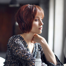 Laden Sie das Bild in den Galerie-Viewer, Perücke Frau, fashion wig, Haare, Haarausfall, Chemotherapie, Alopezie, Haarverlust, Kopfhaut, Camaflex, Aderans Hair, Haar, Krankheit, krank, Mode, Haarersatz, europäische echthaare perücken, kopfgröße, kopfumfang messen, echthaar perücke, echthaarperücken, europäische echthaar perücken, follea, deutschland perücken, beste echthaar perücken, echthaar perücken deutschland, perrücken, perücken kaufen, perücken24, gfh, lofty perücken, damenperücken