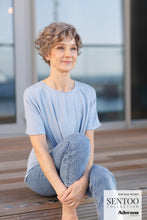 Laden Sie das Bild in den Galerie-Viewer, Estha