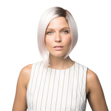 Laden Sie das Bild in den Galerie-Viewer, Kunsthaarperücke für Frauen mit Chemotherapie, bekannt aus Shopping Queen