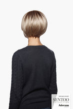 Laden Sie das Bild in den Galerie-Viewer, Gardenia