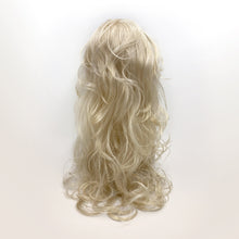 Laden Sie das Bild in den Galerie-Viewer, Haare, Haarteil, Extensions, Aderans, Camaflex, Haarersatz, Haarausfall, Fashion, modisch, Mode, Haarverdichtung, kahle Stellen, Haarfüller, Clips