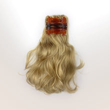 Laden Sie das Bild in den Galerie-Viewer, Haare, Haarteil, Extensions, Aderans, Camaflex, Haarersatz, Haarausfall, Fashion, modisch, Mode, Haarverdichtung, kahle Stellen, Haarfüller, Clips