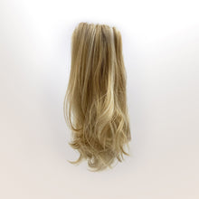 Laden Sie das Bild in den Galerie-Viewer, Haare, Haarteil, Extensions, Aderans, Camaflex, Haarersatz, Haarausfall, Fashion, modisch, Mode, Haarverdichtung, kahle Stellen, Haarfüller, Clips