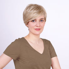 Laden Sie das Bild in den Galerie-Viewer, Perücke Frau, fashion wig, Haare, Haarausfall, Chemotherapie, Alopezie, Haarverlust, Kopfhaut, Camaflex, Aderans Hair, Haar, Krankheit, krank, Mode, Haarersatz, europäische echthaare perücken, kopfgröße, kopfumfang messen, echthaar perücke, echthaarperücken, europäische echthaar perücken, follea, deutschland perücken, beste echthaar perücken, echthaar perücken deutschland, perrücken, perücken kaufen, perücken24, gfh, lofty perücken, damenperücken, Kunsthaar, Kunsthaarperücken