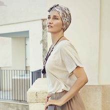 Laden Sie das Bild in den Galerie-Viewer, Turban House of Christine für Alopezie, Chemotherapie und Haarausfall