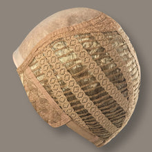 Laden Sie das Bild in den Galerie-Viewer, Aderans, Camaflex, Aderans Germany, Perücke, Unterbau, Montur, Handwerk, Doppel-Mono-Top, Tressen, Soft unterlegte Partien, Echthaarperücke