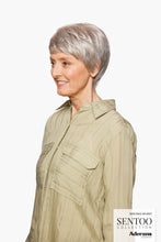 Laden Sie das Bild in den Galerie-Viewer, Nicole