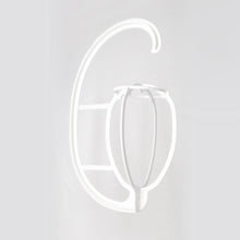 Laden Sie das Bild in den Galerie-Viewer, Ständer für lange Perücken zum Aufhängen