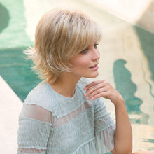 Laden Sie das Bild in den Galerie-Viewer, Perücke Frau, fashion wig, Haare, Haarausfall, Chemotherapie, Alopezie, Haarverlust, Kopfhaut, Camaflex, Aderans Hair, Haar, Mode, Haarersatz, kopfgröße, perücke, follea, deutschland perücken, beste perücken, deutschland, perrücken, perücken kaufen, perücken24, gfh, lofty perücken, damenperücken, Kunsthaar, Kunsthaarperücken