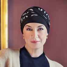 Laden Sie das Bild in den Galerie-Viewer, Shanti Turban Christine Headwear Kopfbedeckung bei Alopezie oder Chemotherapie