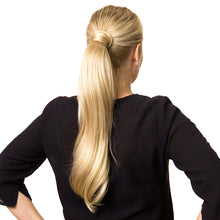 Laden Sie das Bild in den Galerie-Viewer, Zopf Extensions in blond
