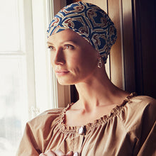 Laden Sie das Bild in den Galerie-Viewer, Turban House of Christine bei Haarausfall, Chemotherapie und Alopezie

