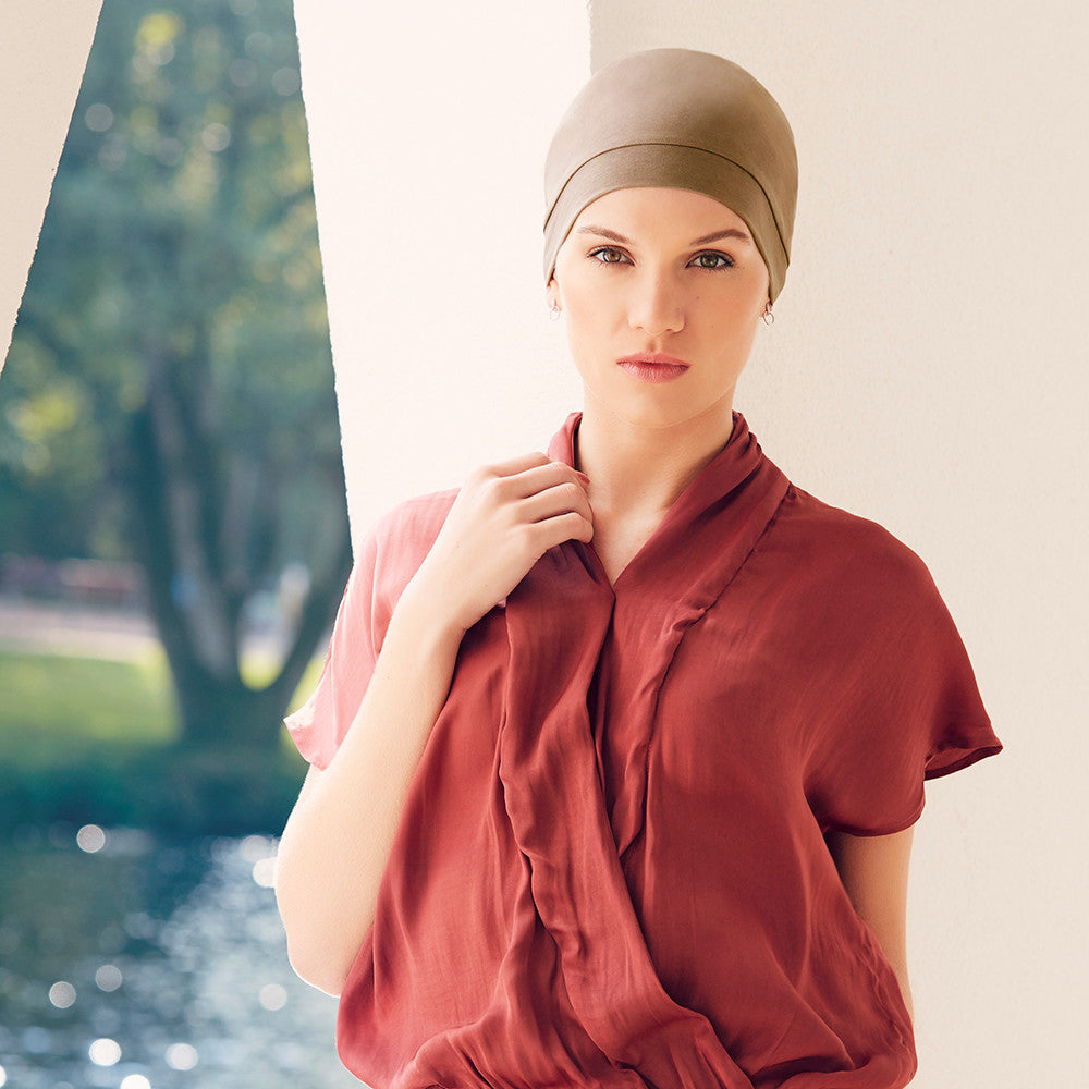 Laura V Turban von Christine Headwear Chemo Tuch und Kopfbedeckung bei Alopezie