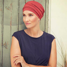 Laden Sie das Bild in den Galerie-Viewer, Christine Headwear Turban für Chemo und Alopezie Patientinnen
