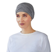 Laden Sie das Bild in den Galerie-Viewer, Shakti Turban House of Christine Kopfbedeckung für Frauen mit Alopecia
