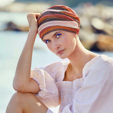 Laden Sie das Bild in den Galerie-Viewer, Luna V Turban von Christine Headwear für Frauen mit Alopezie und Chemotherapie
